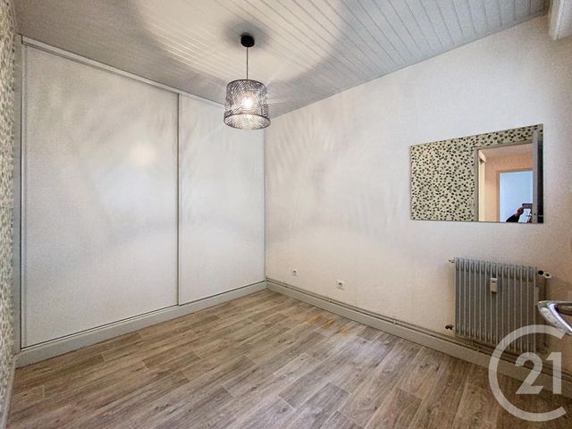 Appartement F3 à louer - 3 pièces - 63.65 m2 - VESOUL - 70 - FRANCHE-COMTE - Century 21 Gsm Immo