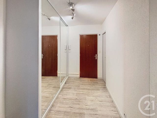 Appartement F3 à louer - 3 pièces - 63.65 m2 - VESOUL - 70 - FRANCHE-COMTE - Century 21 Gsm Immo