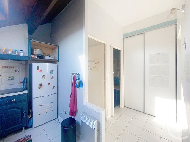 Appartement F3 à louer - 3 pièces - 59.24 m2 - VESOUL - 70 - FRANCHE-COMTE - Century 21 Gsm Immo