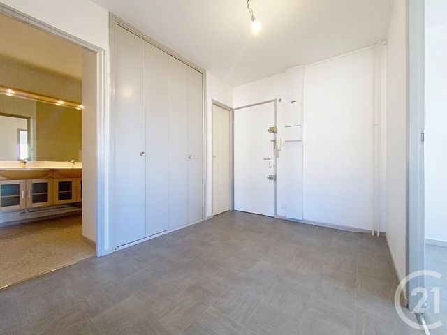 Appartement F3 à louer - 3 pièces - 60.93 m2 - ST LOUP SUR SEMOUSE - 70 - FRANCHE-COMTE - Century 21 Gsm Immo