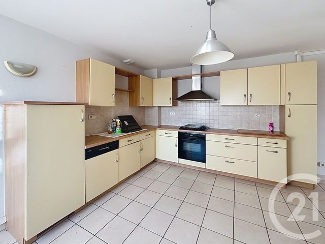 Appartement F4 à louer - 4 pièces - 112.0 m2 - FLEUREY LES FAVERNEY - 70 - FRANCHE-COMTE - Century 21 Gsm Immo