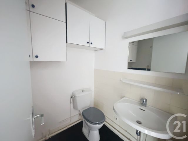 Appartement T1 à louer - 1 pièce - 32.0 m2 - VESOUL - 70 - FRANCHE-COMTE - Century 21 Gsm Immo