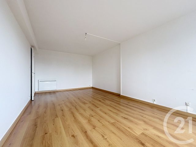 Appartement F2 à louer - 2 pièces - 47.64 m2 - VESOUL - 70 - FRANCHE-COMTE - Century 21 Gsm Immo
