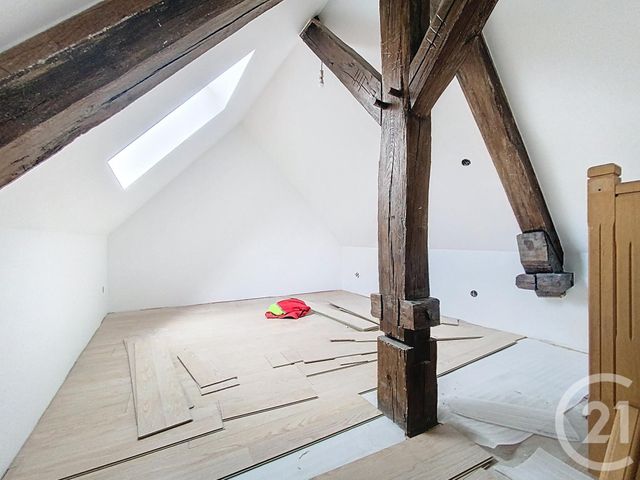 Appartement F4 à louer - 4 pièces - 78.55 m2 - LOULANS VERCHAMP - 70 - FRANCHE-COMTE - Century 21 Gsm Immo