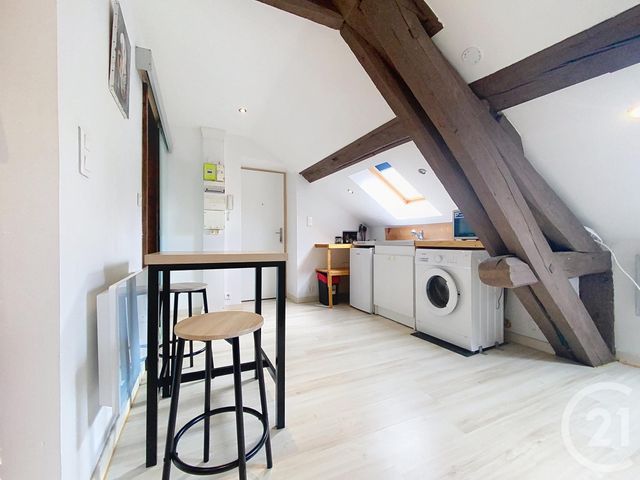 Appartement Studio à louer - 1 pièce - 17.19 m2 - VESOUL - 70 - FRANCHE-COMTE - Century 21 Gsm Immo