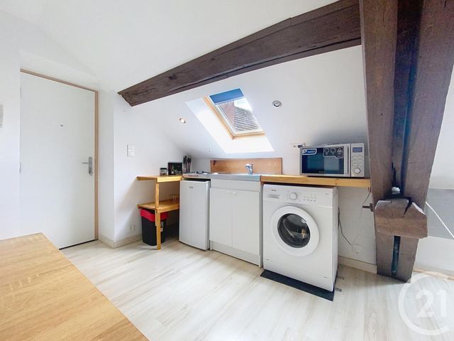 Appartement Studio à louer - 1 pièce - 17.19 m2 - VESOUL - 70 - FRANCHE-COMTE - Century 21 Gsm Immo