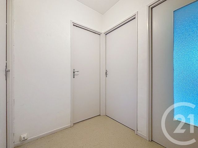 Appartement F2 à louer - 2 pièces - 44.86 m2 - VESOUL - 70 - FRANCHE-COMTE - Century 21 Gsm Immo