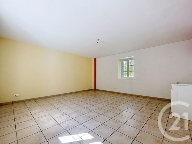 Appartement F3 à louer - 3 pièces - 66.65 m2 - LOULANS VERCHAMP - 70 - FRANCHE-COMTE - Century 21 Gsm Immo