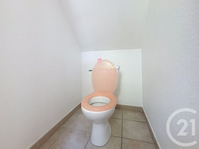 Appartement F3 à louer - 3 pièces - 66.65 m2 - LOULANS VERCHAMP - 70 - FRANCHE-COMTE - Century 21 Gsm Immo