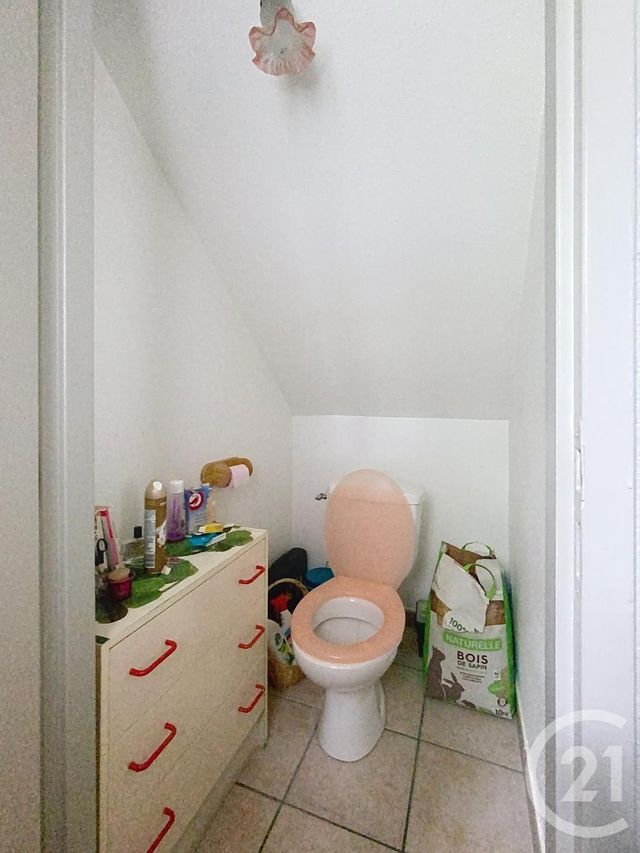 Appartement F3 à louer - 3 pièces - 66.65 m2 - LOULANS VERCHAMP - 70 - FRANCHE-COMTE - Century 21 Gsm Immo