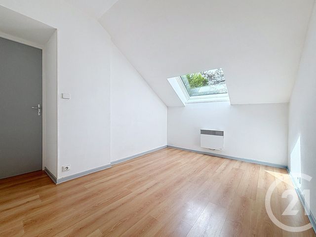 maison à louer - 4 pièces - 65.05 m2 - MONTCEY - 70 - FRANCHE-COMTE - Century 21 Gsm Immo