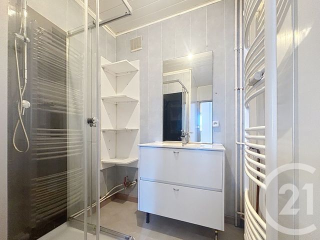 Appartement F3 à louer - 3 pièces - 59.85 m2 - VESOUL - 70 - FRANCHE-COMTE - Century 21 Gsm Immo