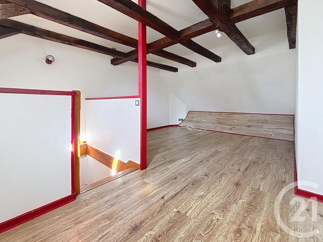 Appartement F2 à louer - 2 pièces - 45.18 m2 - VESOUL - 70 - FRANCHE-COMTE - Century 21 Gsm Immo