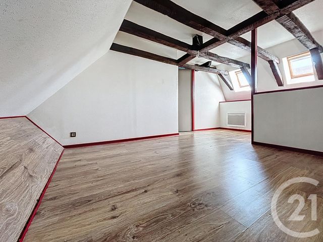 Appartement F2 à louer - 2 pièces - 45.18 m2 - VESOUL - 70 - FRANCHE-COMTE - Century 21 Gsm Immo