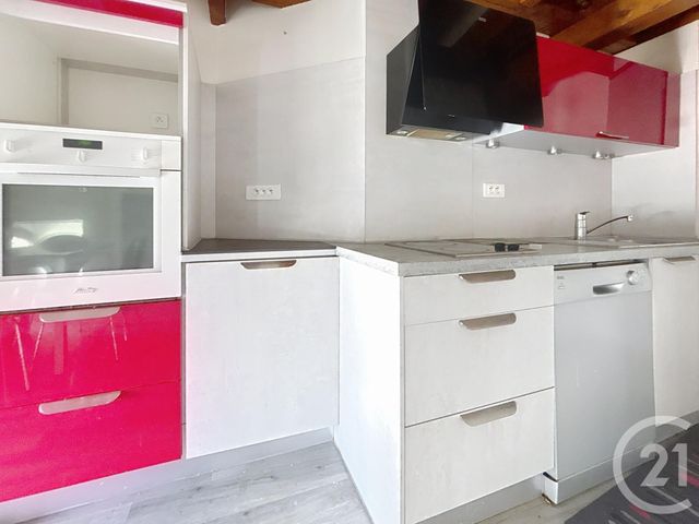 Appartement F2 à louer - 2 pièces - 45.18 m2 - VESOUL - 70 - FRANCHE-COMTE - Century 21 Gsm Immo
