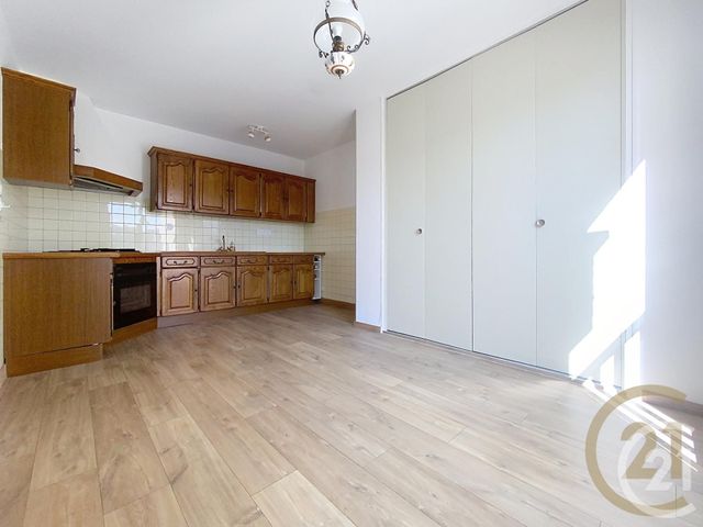 Appartement F4 à louer - 4 pièces - 89.02 m2 - VESOUL - 70 - FRANCHE-COMTE - Century 21 Gsm Immo