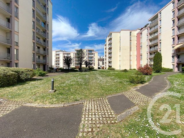 Appartement F4 à louer - 4 pièces - 89.02 m2 - VESOUL - 70 - FRANCHE-COMTE - Century 21 Gsm Immo