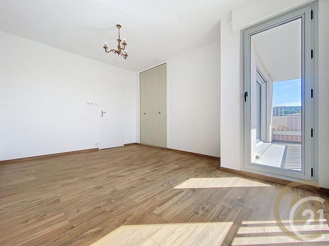 Appartement F4 à louer - 4 pièces - 89.02 m2 - VESOUL - 70 - FRANCHE-COMTE - Century 21 Gsm Immo