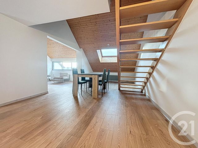 Appartement F5 à louer - 5 pièces - 88.99 m2 - VESOUL - 70 - FRANCHE-COMTE - Century 21 Gsm Immo