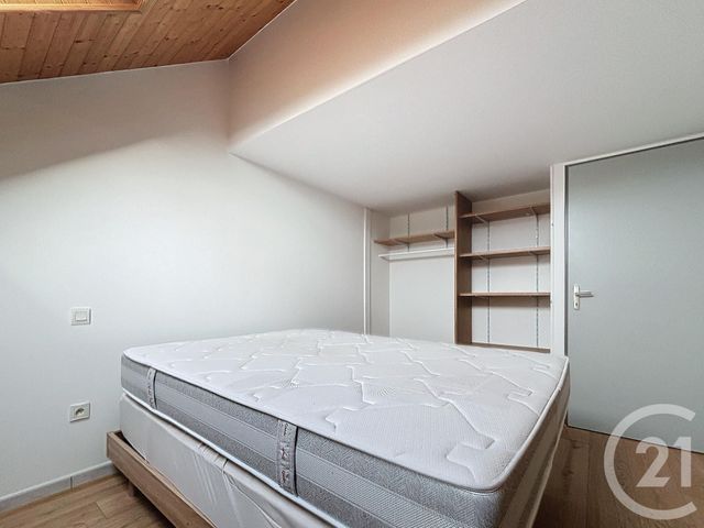 Appartement F5 à louer - 5 pièces - 88.99 m2 - VESOUL - 70 - FRANCHE-COMTE - Century 21 Gsm Immo