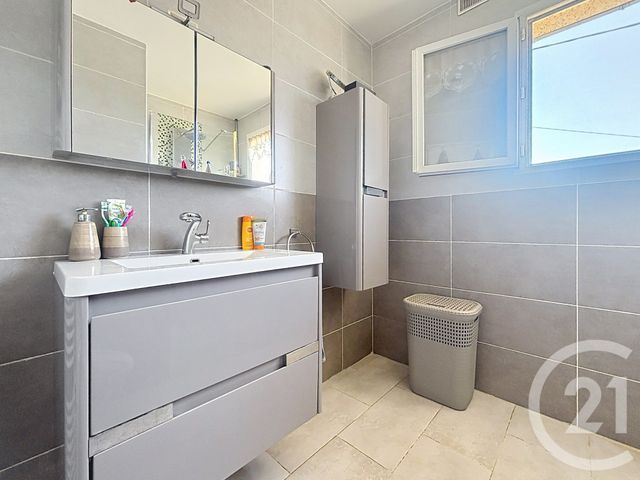 maison à louer - 7 pièces - 150.0 m2 - VESOUL - 70 - FRANCHE-COMTE - Century 21 Gsm Immo