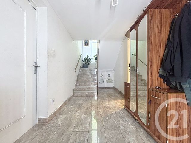 maison à louer - 7 pièces - 150.0 m2 - VESOUL - 70 - FRANCHE-COMTE - Century 21 Gsm Immo