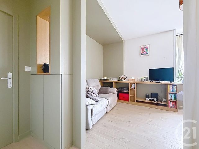 Appartement F2 à louer - 2 pièces - 44.77 m2 - VESOUL - 70 - FRANCHE-COMTE - Century 21 Gsm Immo