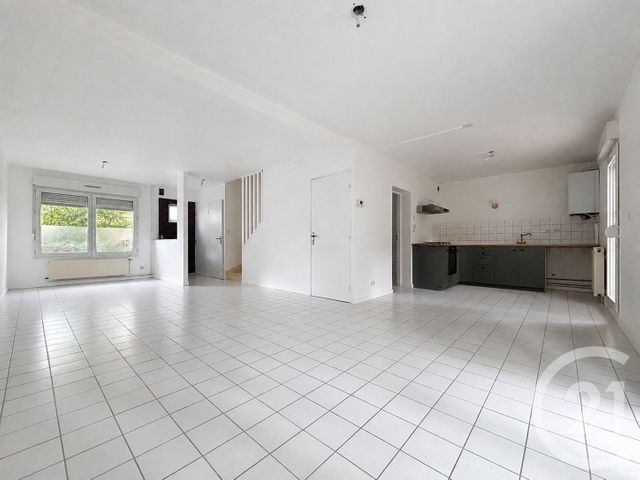 maison à louer - 4 pièces - 86.64 m2 - VESOUL - 70 - FRANCHE-COMTE - Century 21 Gsm Immo