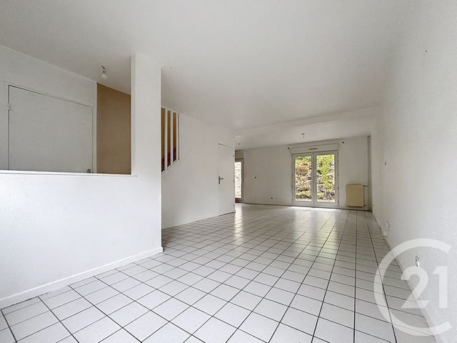 maison à louer - 4 pièces - 86.64 m2 - VESOUL - 70 - FRANCHE-COMTE - Century 21 Gsm Immo